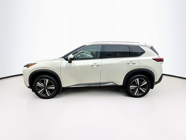 2023 Nissan Rogue Platinum photo 3