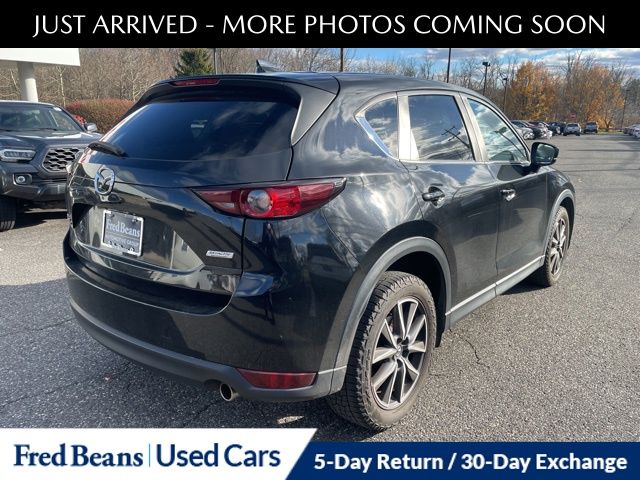 2018 Mazda CX-5 Touring photo 3