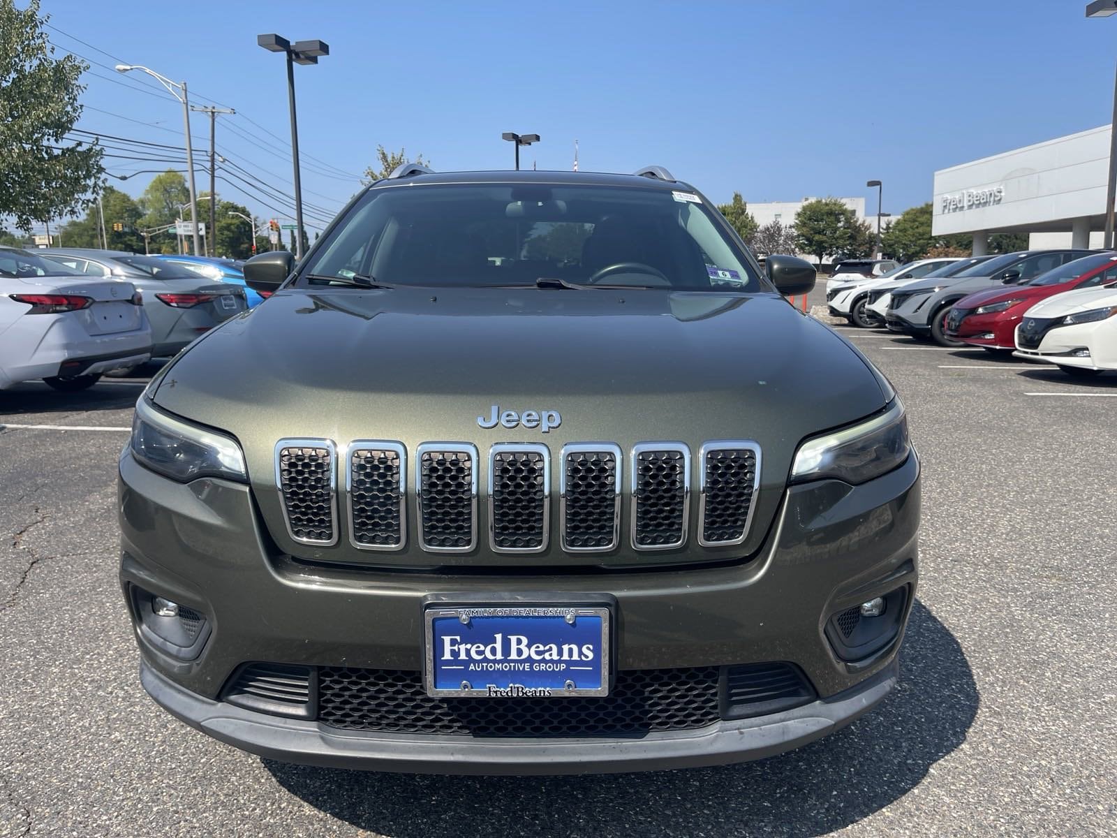 Used 2019 Jeep Cherokee Latitude Plus with VIN 1C4PJMLBXKD185542 for sale in Flemington, NJ