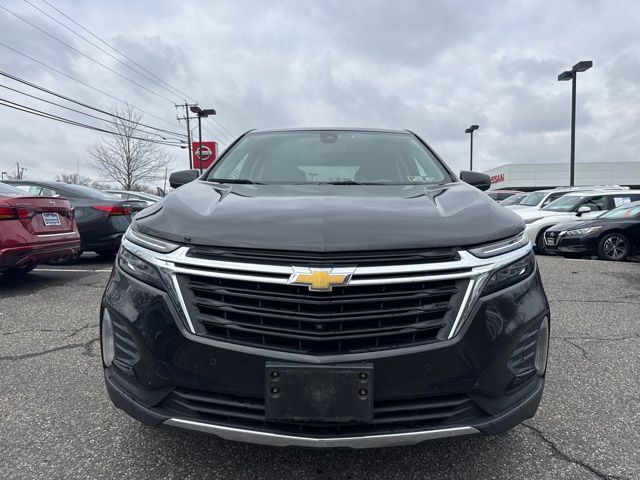 2022 Chevrolet Equinox LT photo 2