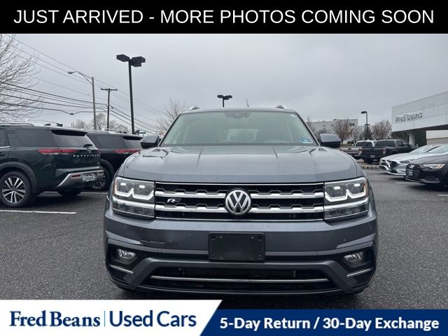 2019 Volkswagen Atlas V6 SE photo 2