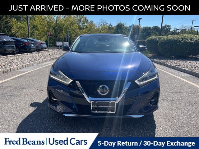 2021 Nissan Maxima Platinum photo 2