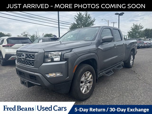 2022 Nissan Frontier SV photo 2