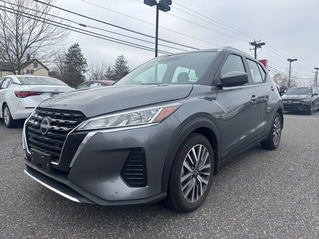 2024 Nissan Kicks SV photo 2