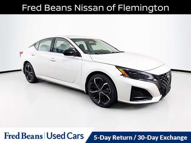 2023 Nissan Altima Sedan 
