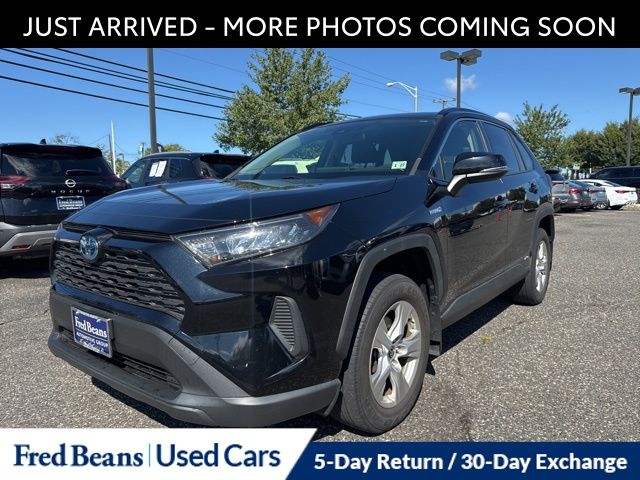 2021 Toyota RAV4 Hybrid LE photo 2