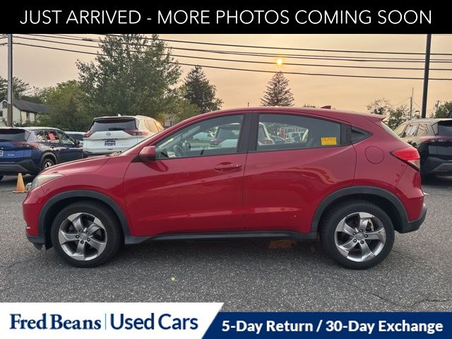 2018 Honda HR-V LX photo 4