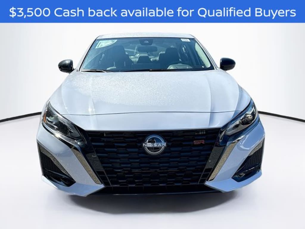 New 2025 Nissan Altima SR Sedan
