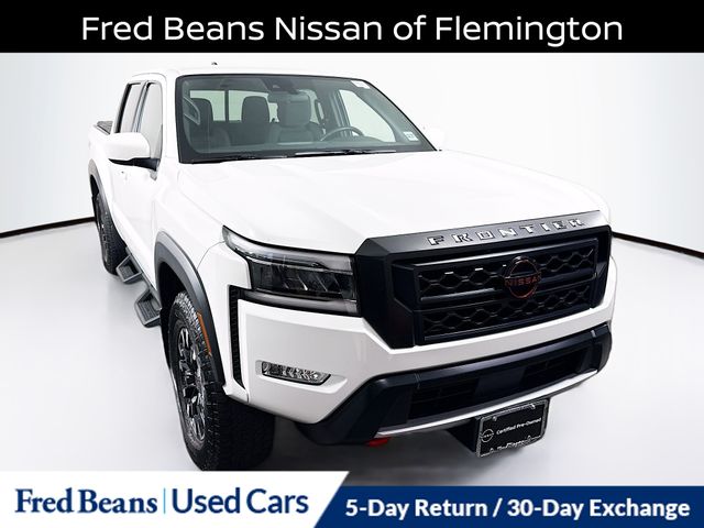 2022 Nissan Frontier PRO-4X's photo