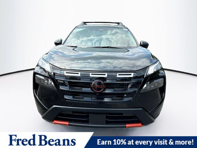 2026 Nissan Rogue SV photo 2