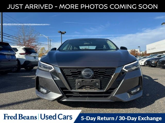 2022 Nissan Sentra SR photo 2