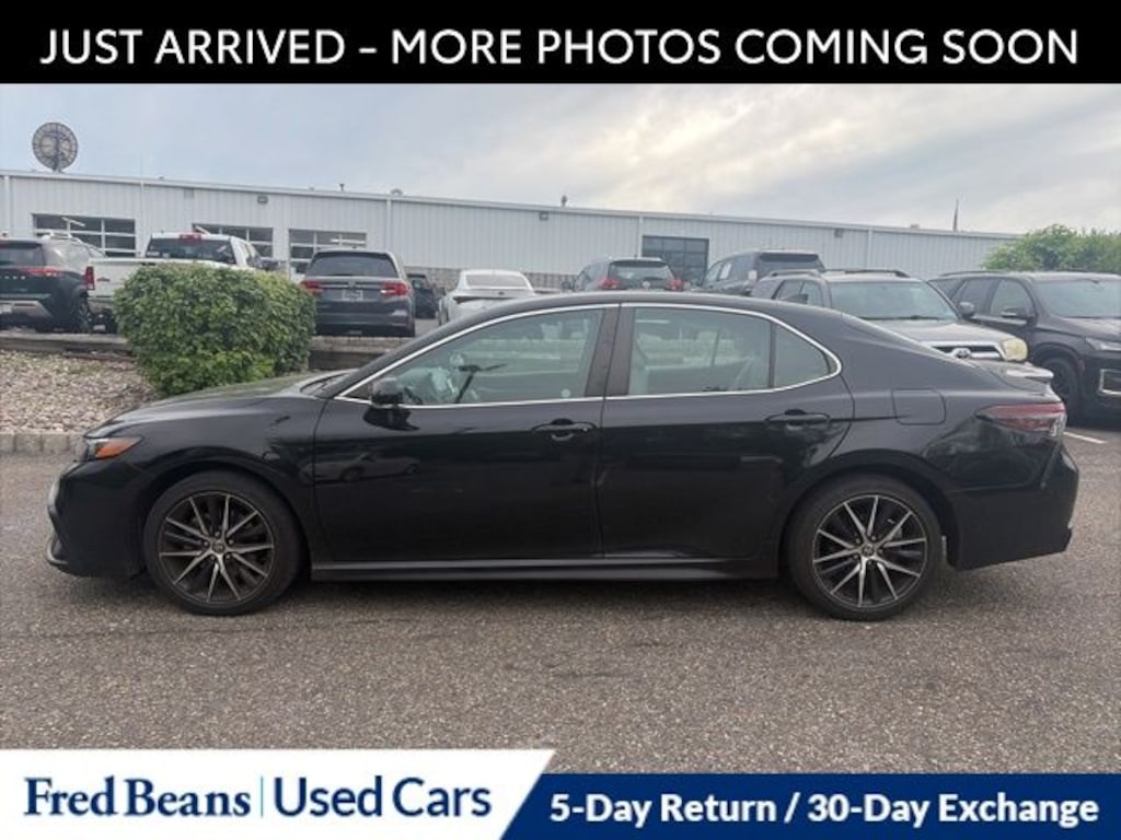 Certified 2022 Toyota Camry SE Sedan