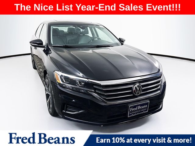 2022 Volkswagen Passat SE's photo