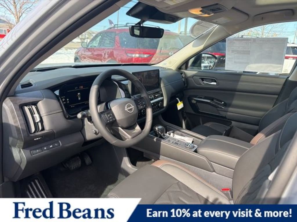 New 2026 Nissan Pathfinder Platinum SUV