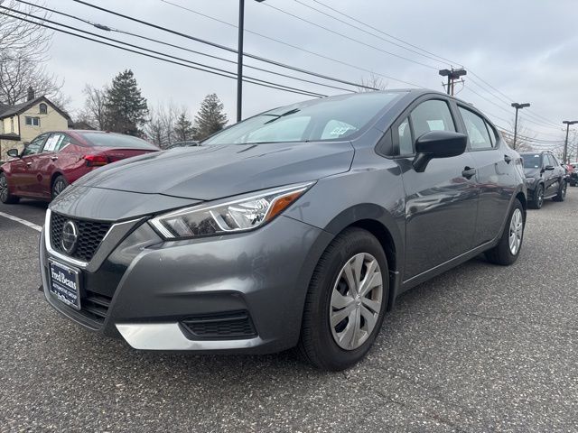2022 Nissan Versa 1.6 S photo 3