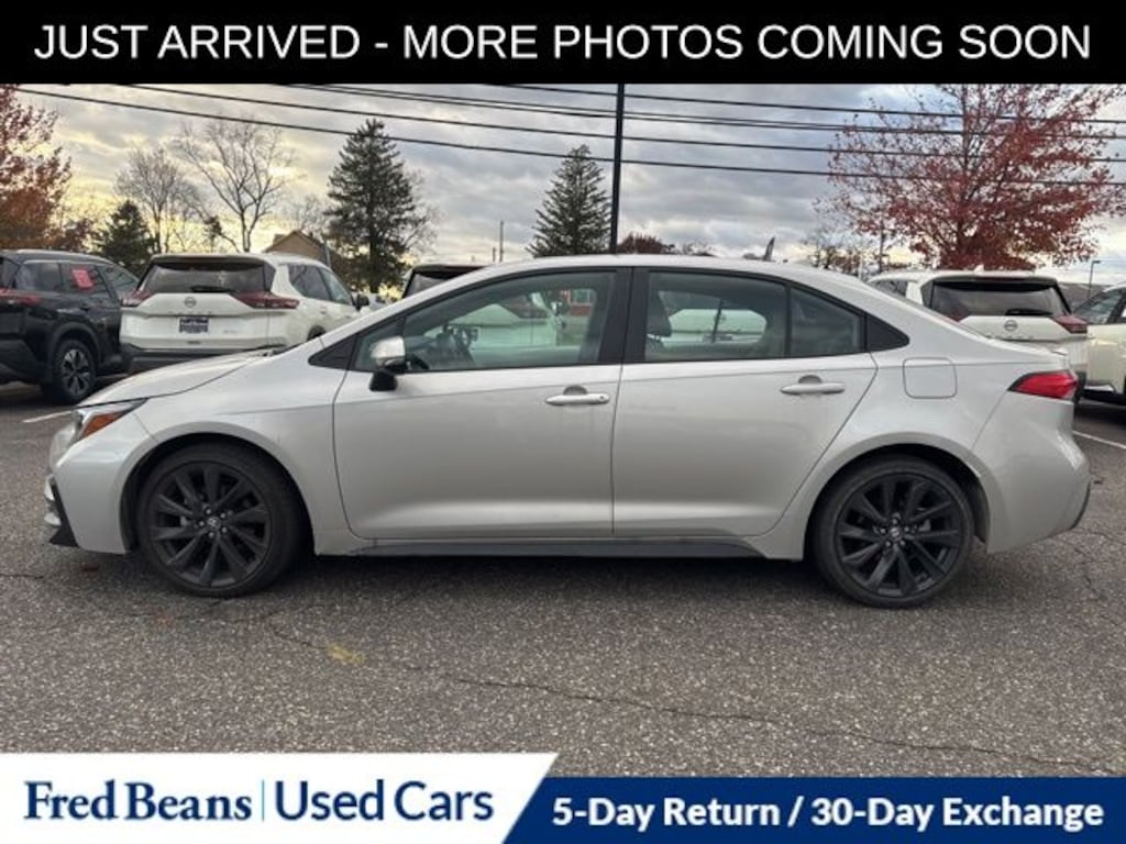 Used 2023 Toyota Corolla SE Sedan