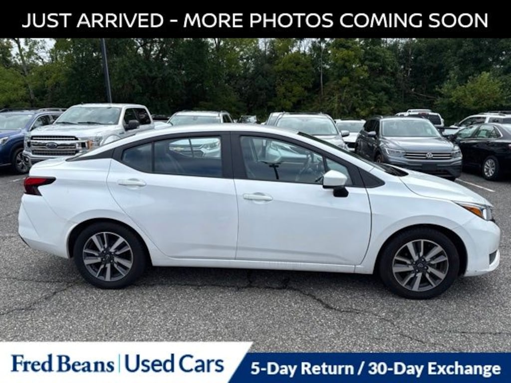 Used 2023 Nissan Versa 1.6 SV Sedan