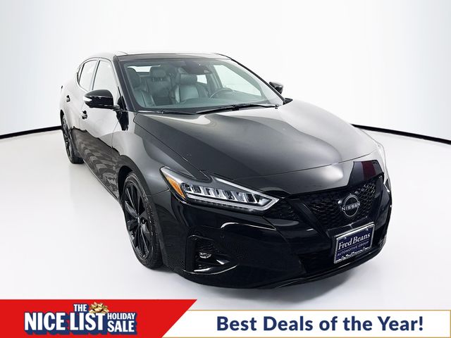 2023 Nissan Maxima SR's photo