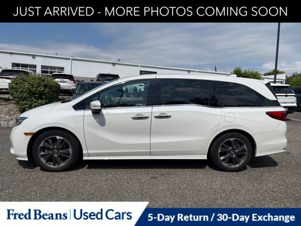 Certified 2023 Honda Odyssey Elite Van