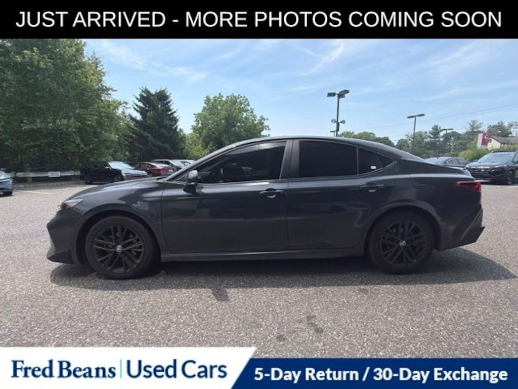 Used 2025 Toyota Camry SE Sedan