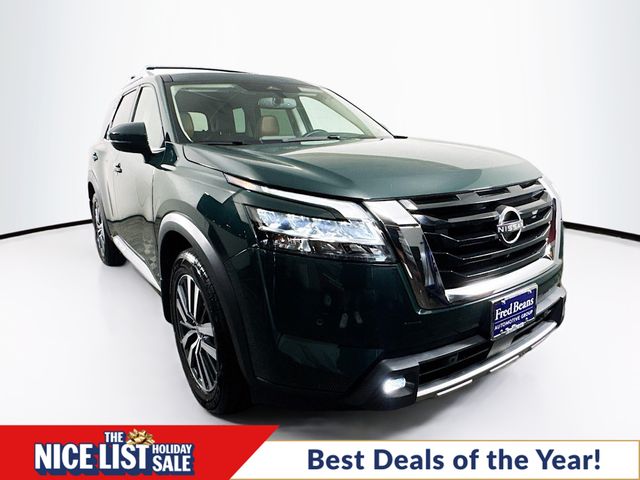 2022 Nissan Pathfinder SUV 