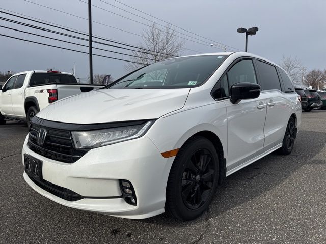 2023 Honda Odyssey Sport photo 3