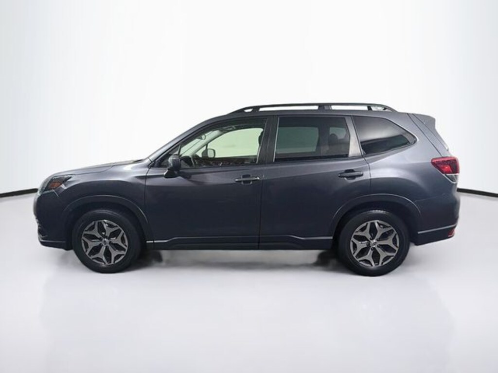 Used 2023 Subaru Forester Premium SUV