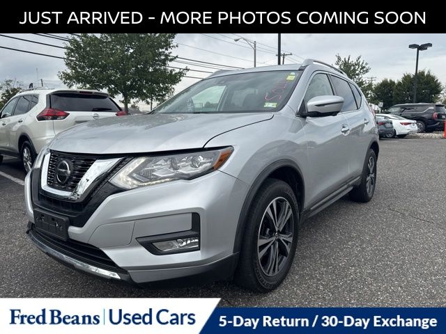 2018 Nissan Rogue SL photo 3