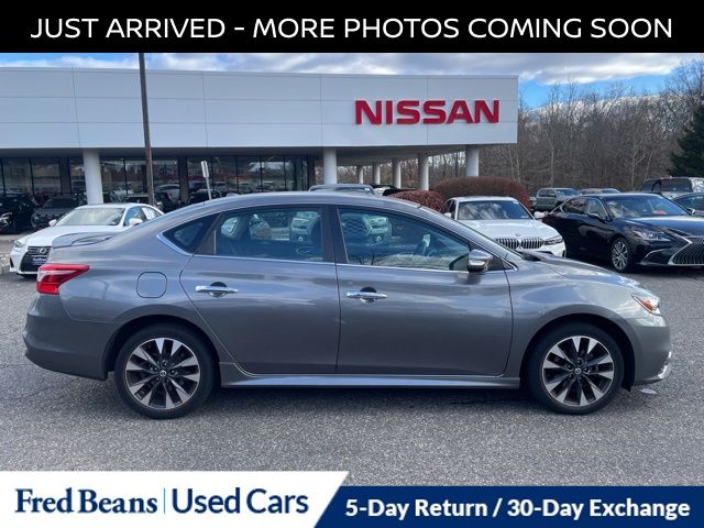 2019 Nissan Sentra SR photo 2