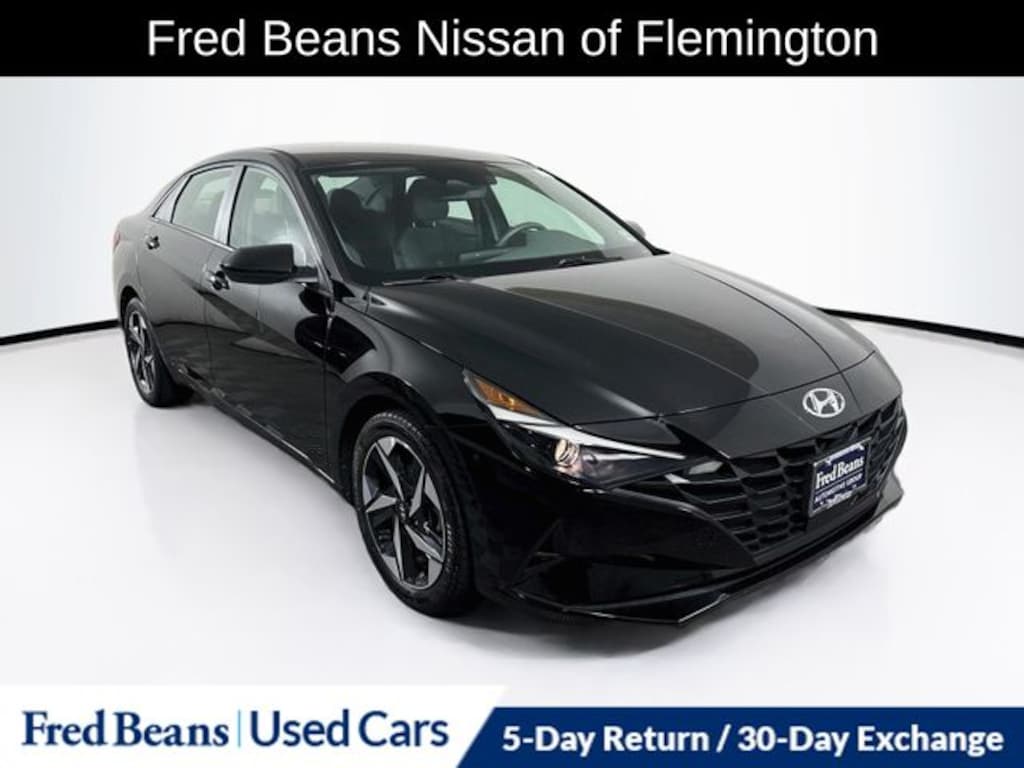Used 2023 Hyundai Elantra SEL Sedan