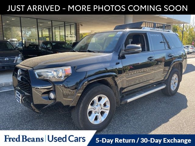 2016 Toyota 4Runner SR5 Premium photo 3