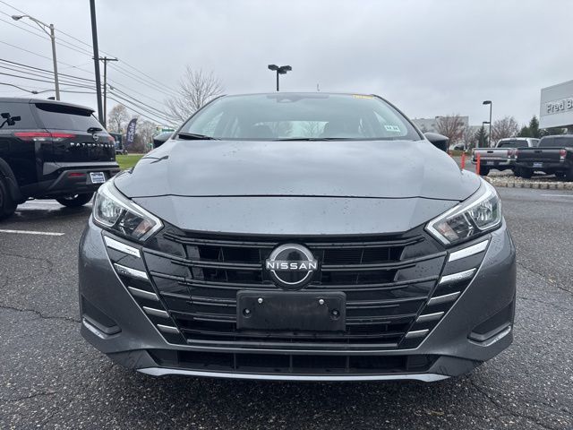 2024 Nissan Versa 1.6 S photo 2