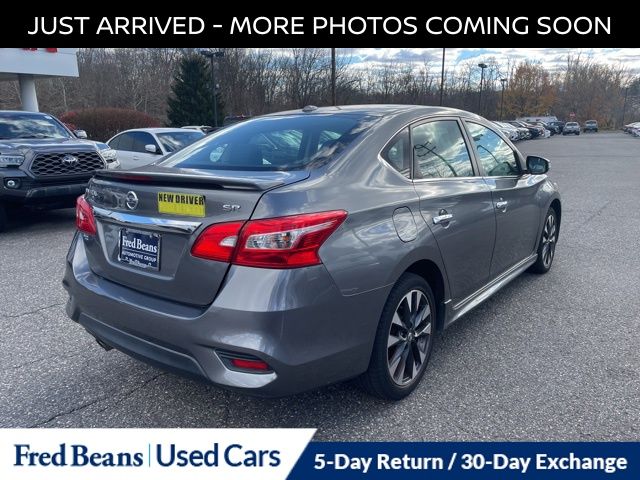 2019 Nissan Sentra SR photo 3