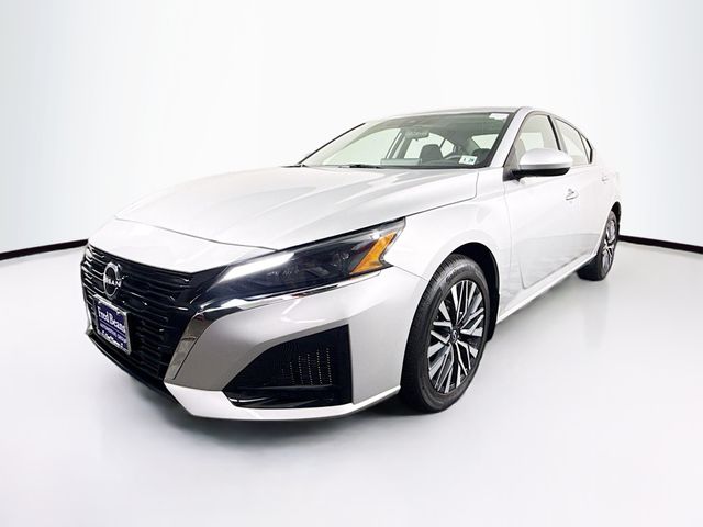 2023 Nissan Altima 2.5 SV photo 2