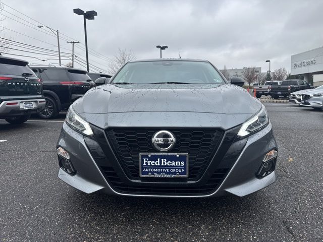 2022 Nissan Altima 2.5 SR photo 2