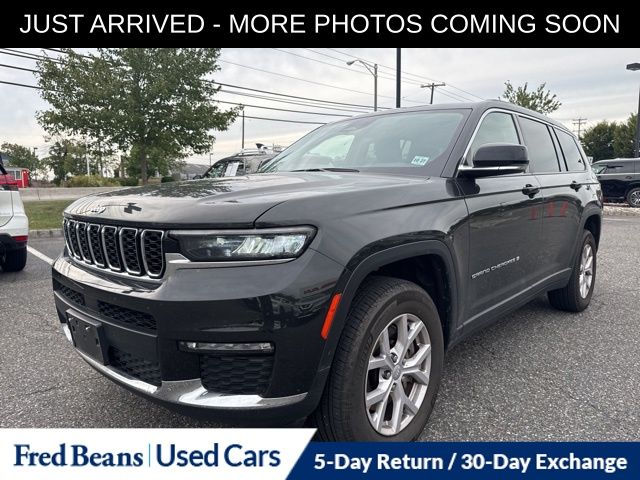 2022 Jeep Grand Cherokee Limited photo 3