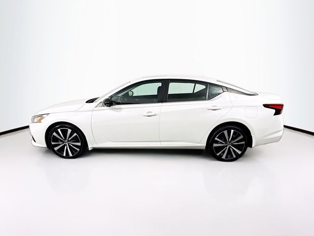 2021 Nissan Altima 2.5 SR photo 3