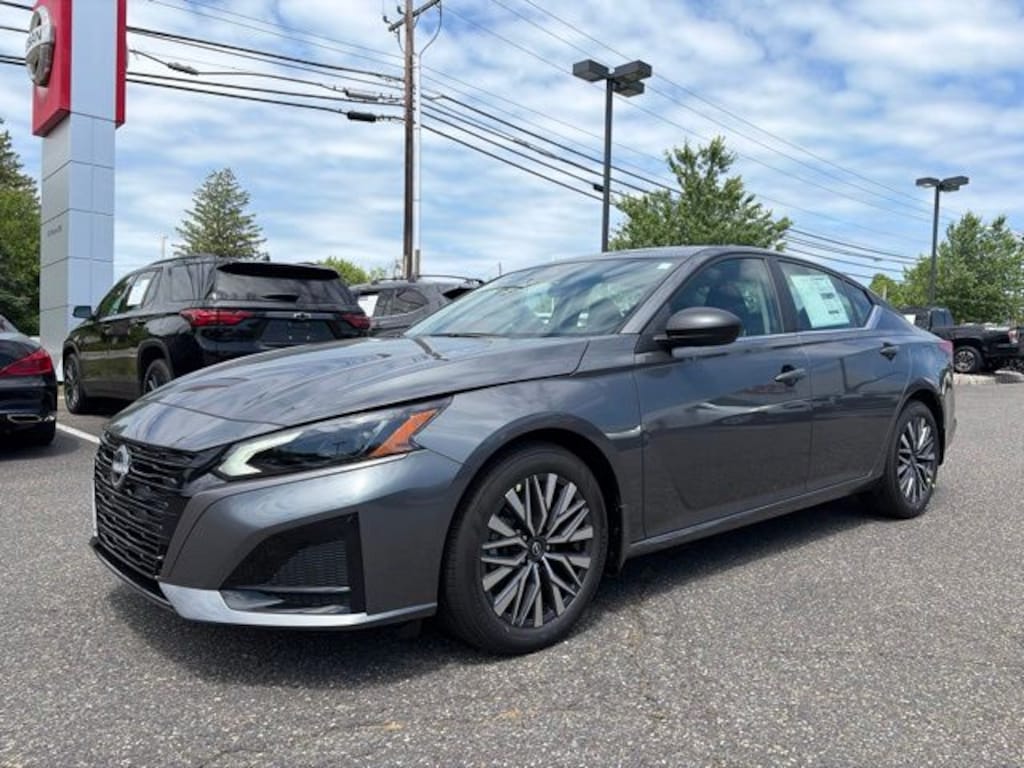 New 2026 Nissan Altima SV Sedan
