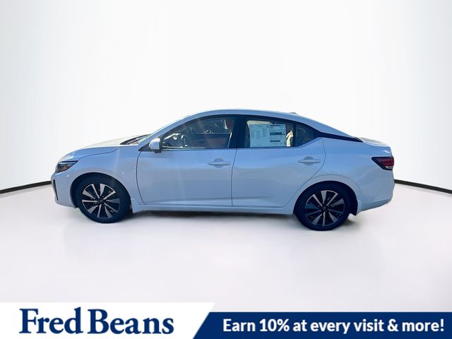 2025 Nissan Sentra SV photo 3