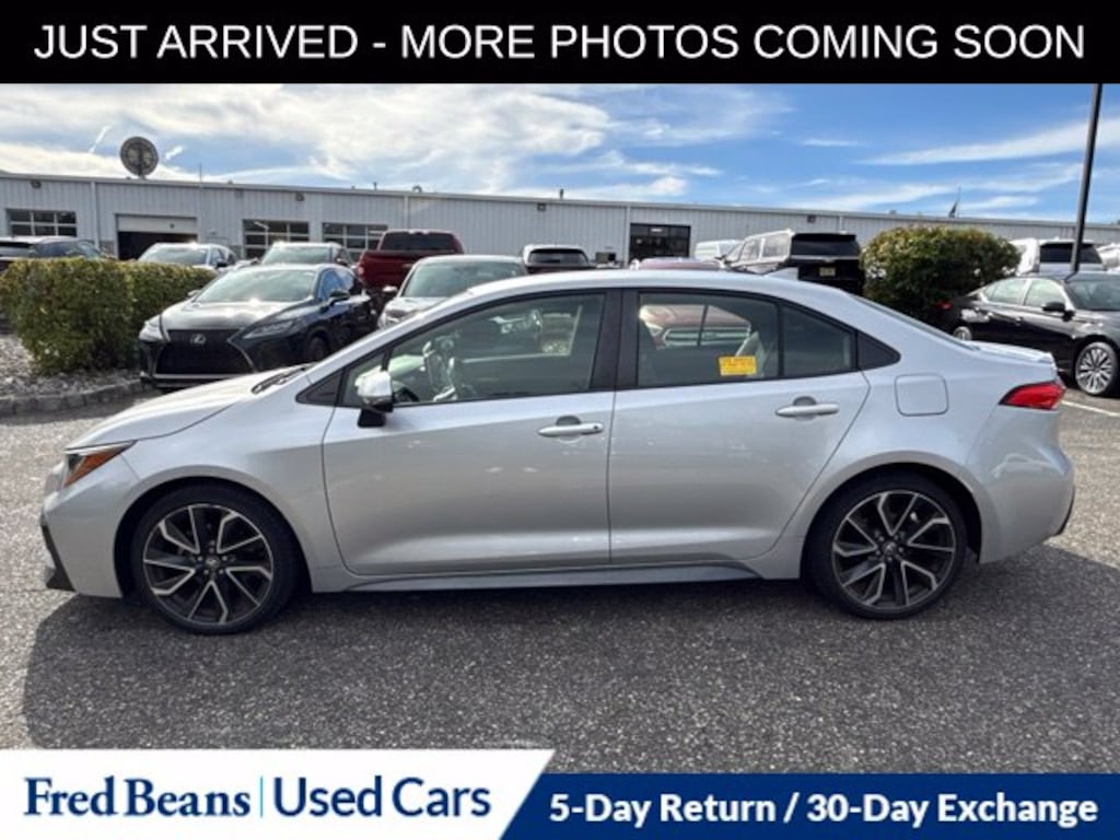 Used 2021 Toyota Corolla SE Sedan
