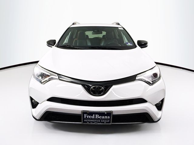 2017 Toyota RAV4 SE photo 2