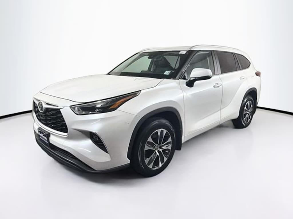 Certified 2023 Toyota Highlander XLE SUV