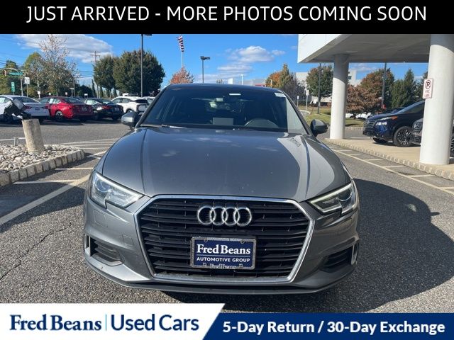 2018 Audi A3 2.0T Premium photo 2