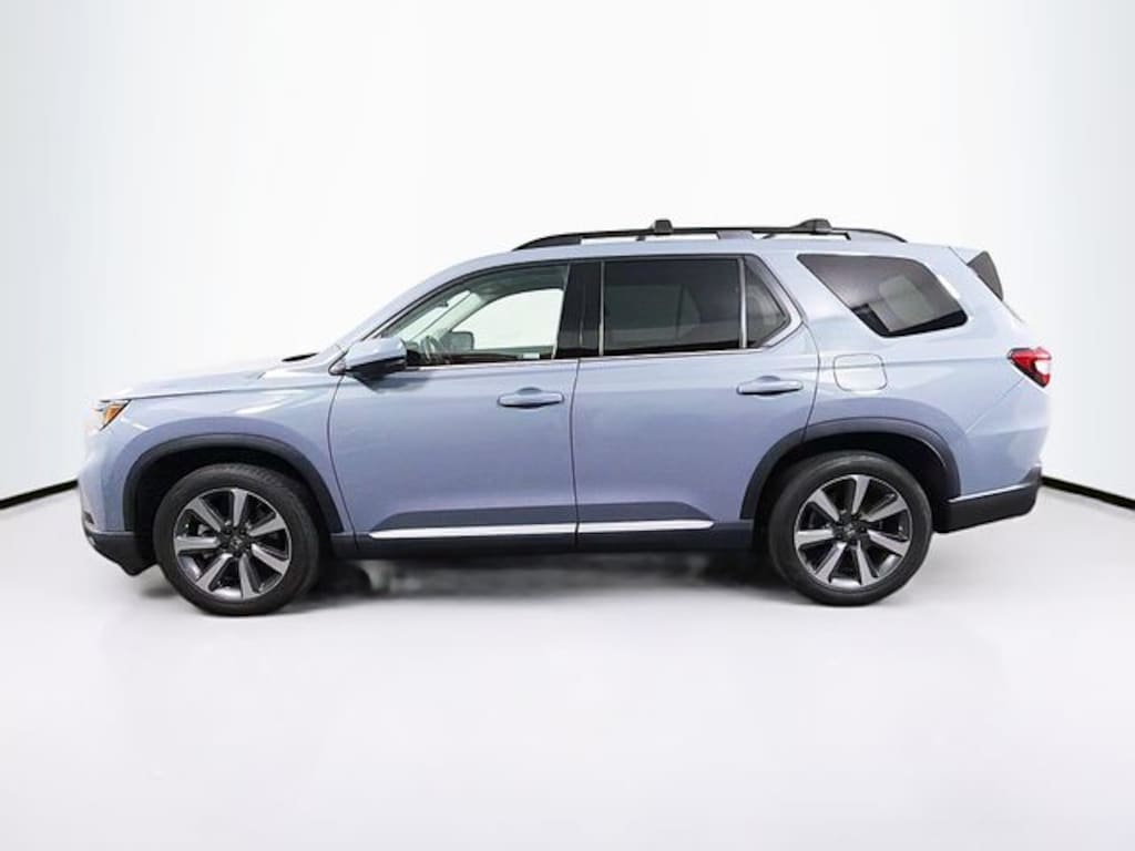 Used 2025 Honda Pilot Elite SUV