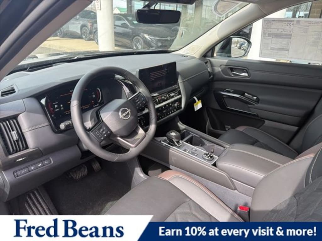 New 2026 Nissan Pathfinder Platinum SUV