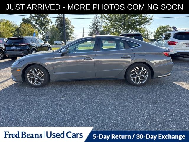 2022 Hyundai Sonata SEL photo 4