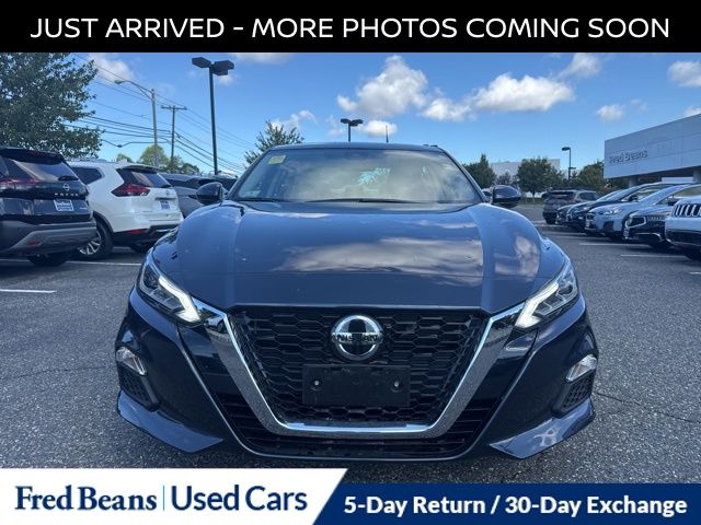 2022 Nissan Altima 2.5 SV photo 2