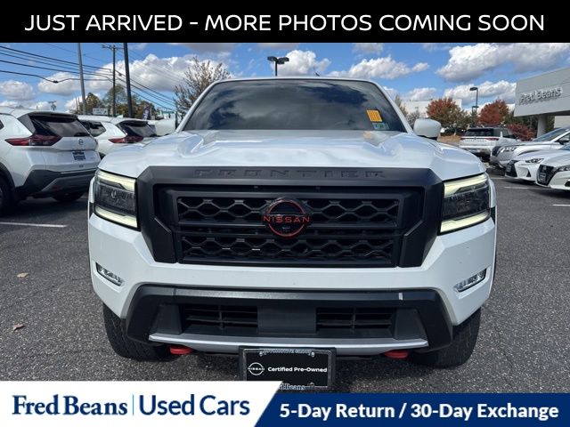 2023 Nissan Frontier PRO-4X photo 2