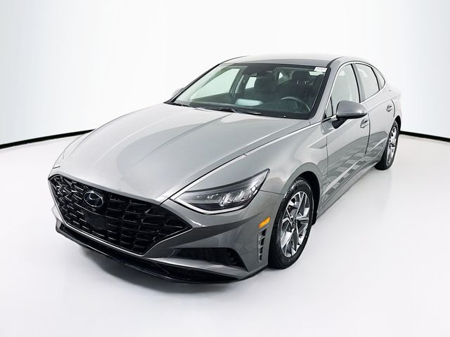 2022 Hyundai Sonata SEL photo 3