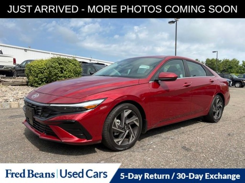 Used 2024 Hyundai Elantra SEL Sedan